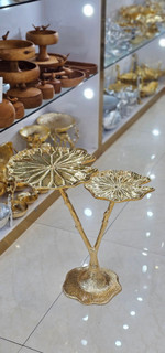 میز عسلی مدل 2 برگ نیلوفر